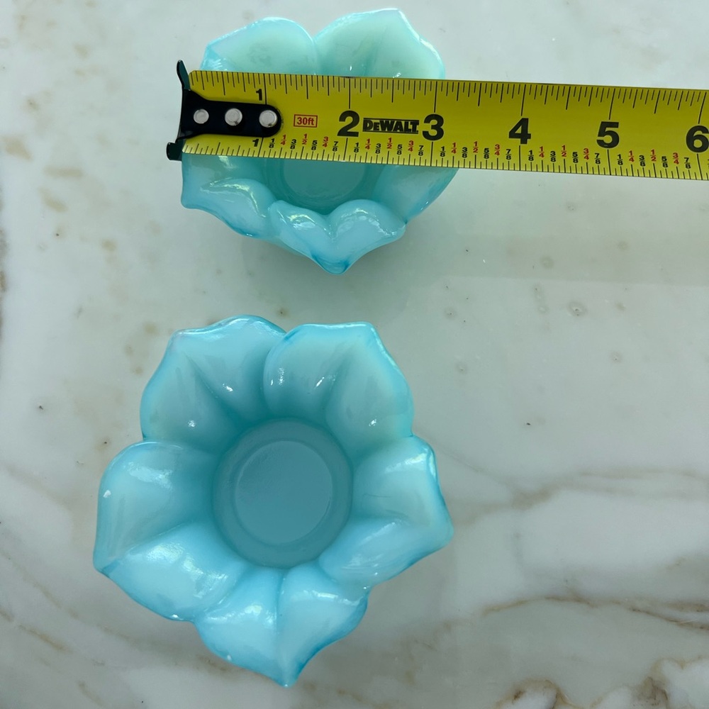 GLASS BLUE VOTIVE SET - Picture 11 of 14